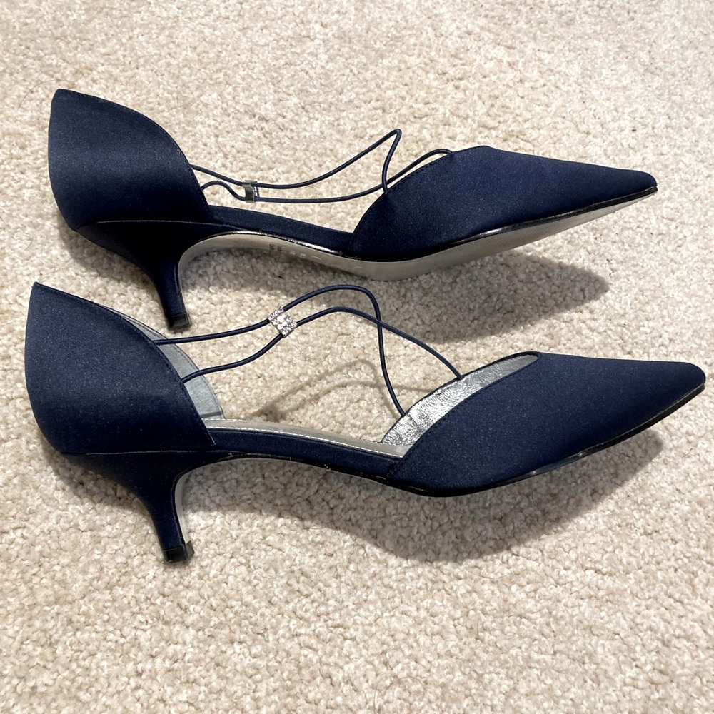 Adrianna Papell shoes